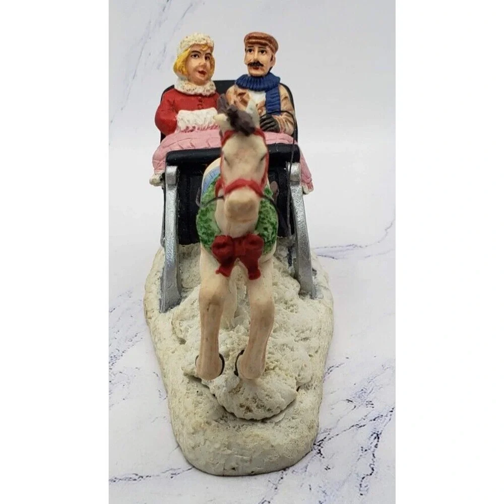 Coca Cola Town Square Collection Accessory Sleigh Ride 64324 Couple w/ Horse